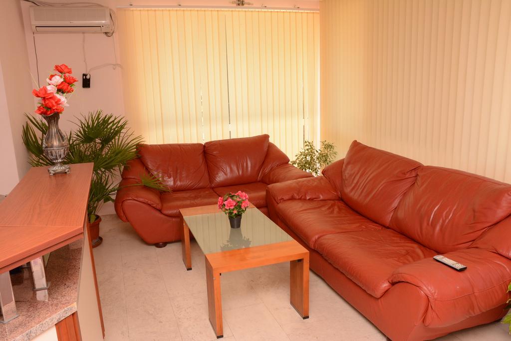 Guesthouse Kirov Равда Екстер'єр фото