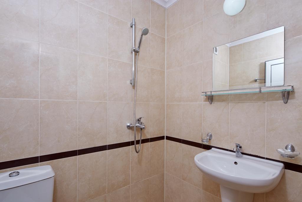Guesthouse Kirov Равда Екстер'єр фото